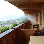 شقة روفان موراخ